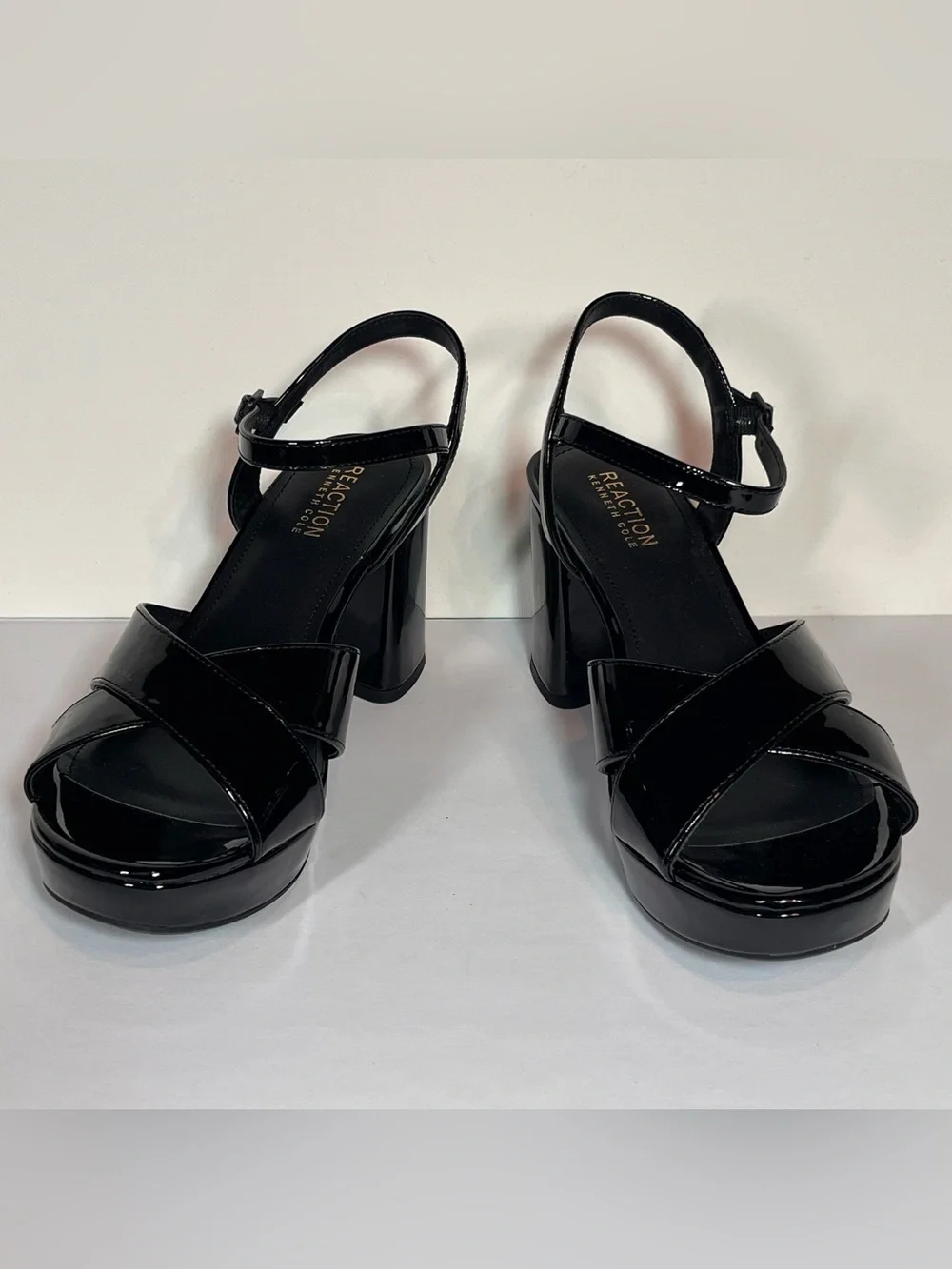 Kenneth Cole Reaction shiny black